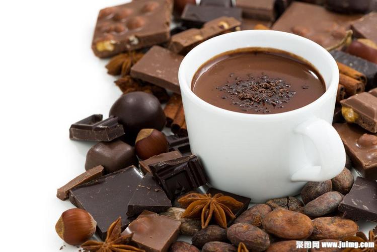 热可可与坚果香料