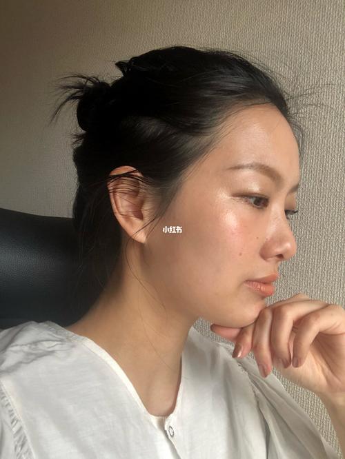 motd|满脸油光之打工人_高光棒_高光_水光感_妆容_奶茶_日月晶采怎么