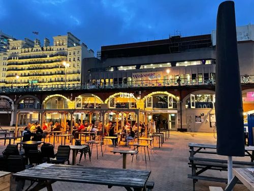 brighton pier_景点_brighton pier攻略_夜景_出行_人文风光展示_城镇