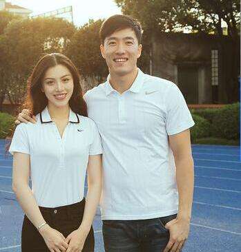 刘翔与吴莎久别重逢后,网友:果然是巨蟹座