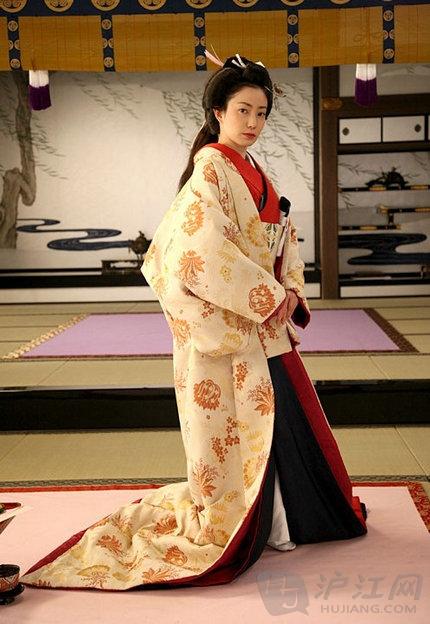 元禄缭乱:《大奥61永远》女将军的华美和服