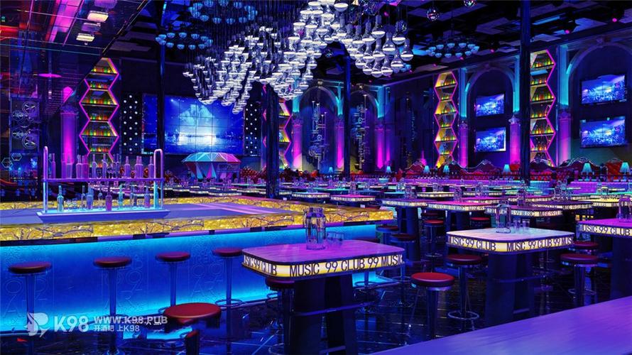 升华酒吧享受氛围, 酒吧设计师在室内加入特别元素,配上双dj台和vip