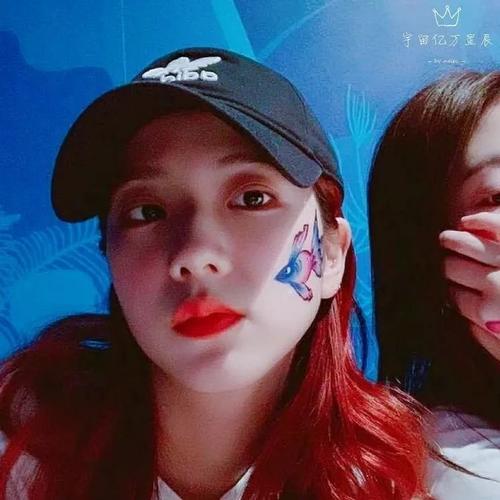 关注我们 粉墨小屋 今日更新打啵j jensoo 主要内容 闺蜜头像 壁纸