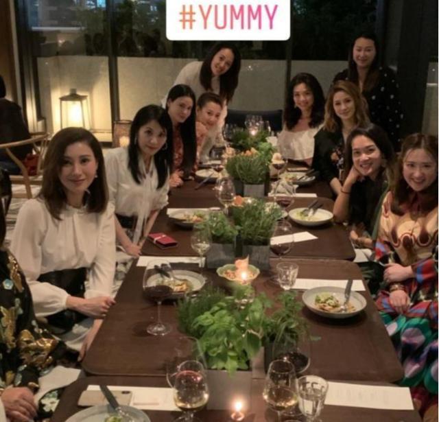 原创香港富太名媛聚会,千亿媳妇徐子淇c位抢眼,李嘉欣沦为陪衬