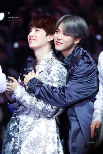 闵玧其suga朴智旻jimin