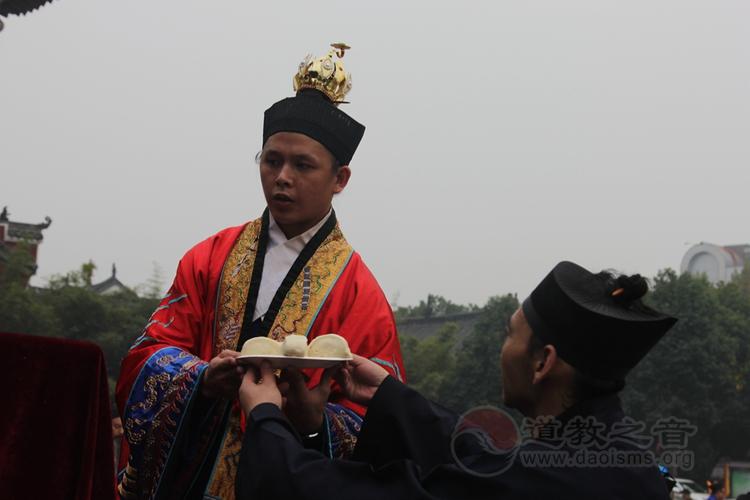 武汉长春观丙申坛全真派道士传戒供养科(图集)