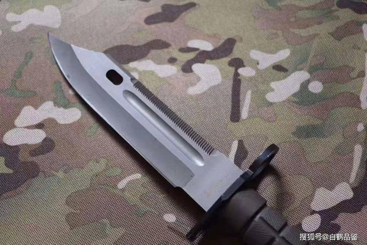 鉴赏先锋m9k1刺刀
