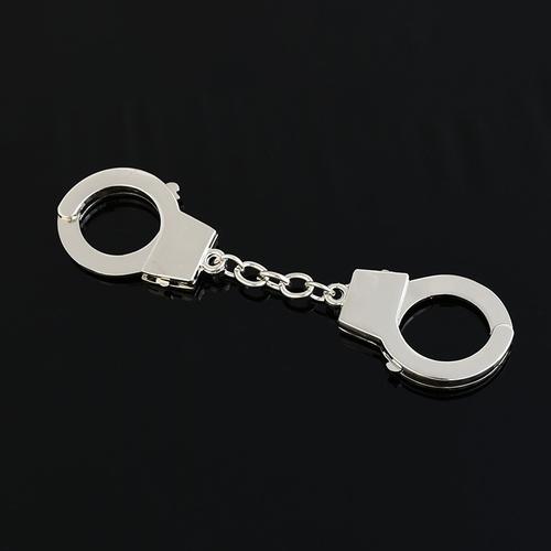 厂家批发创意手铐造型钥匙扣金属小玩具迷你小挂件圈