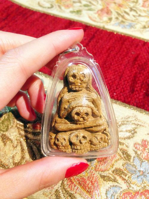 泰国佛牌 阿赞灵白衣法师2期派烫 女大灵人骨派烫 限量版入灵派烫