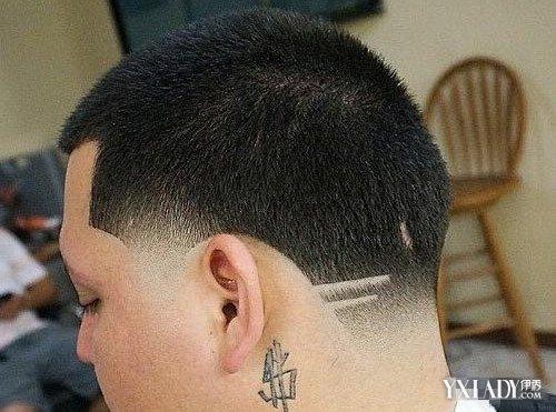 男士霸气刻痕发型 时尚刻痕发型展现你的个人魅力