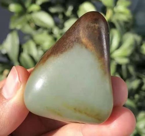 沙枣青为什么深受和田玉玩家的追捧