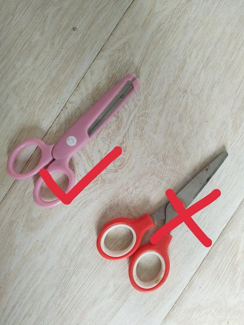 安全课堂幼儿如何安全使用剪刀70