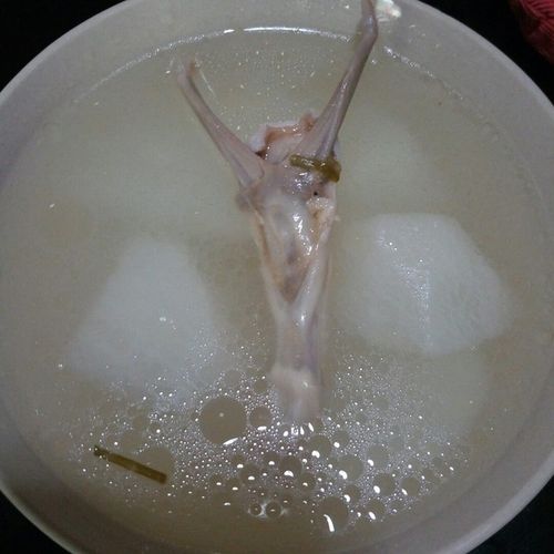 桑桑_ibje做的萝卜鸭舌汤