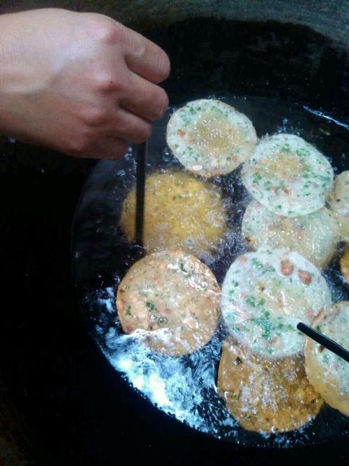 月亮粑天天向上嘉宾带来的江西美食(4/7)