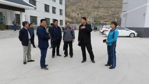 礼县人大副主任刘兰君来白河督查义务教育均衡发展迎评工作
