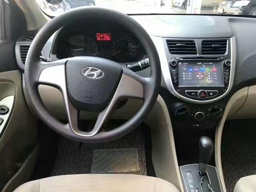 现代 瑞纳 2015款瑞纳三厢1.4 自动 时尚型gs