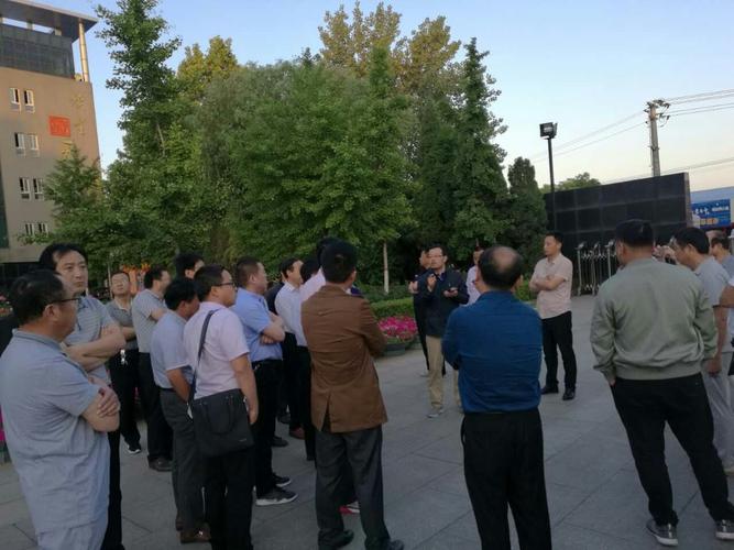 界首市教育代表团赴河北衡水二中参观学习
