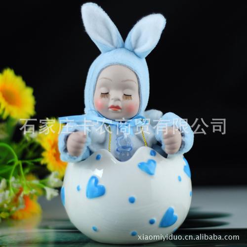 陶瓷摇头娃娃音乐盒送结婚生日礼物创意八音盒天空之城精品批发