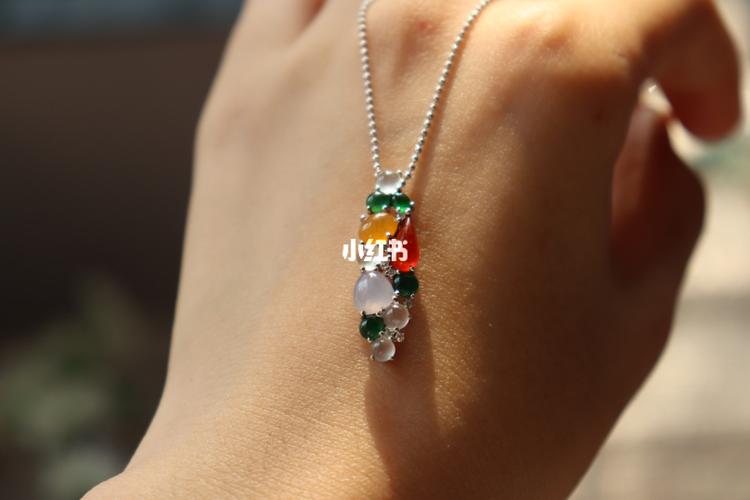 18k金镶嵌手牌吊两用款_18k金镶嵌_翡翠_编绳_吊坠_天然翡翠_时尚