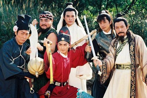 满满的回忆!93版《包青天》罕见片场照曝光