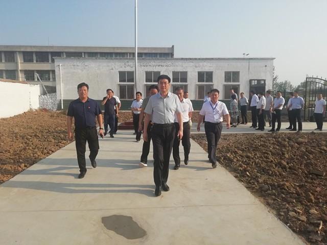 全县扶贫领域腐败和作风问题综合整治推进会在固墙镇徐屯村召开