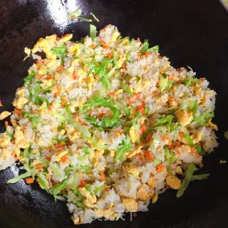 包菜胡萝卜蛋炒饭