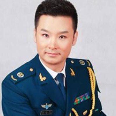 【图】歌曲父亲刘和刚演唱引关注 坦言舞台是真正的考验