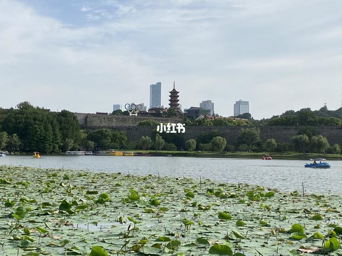 南京玄武湖景区_玄武湖公园_出行_人文风光展示