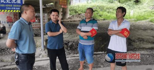 洞口县古楼乡迅速传达贯彻"全县产业发展研讨暨当前重点工作部署会议"