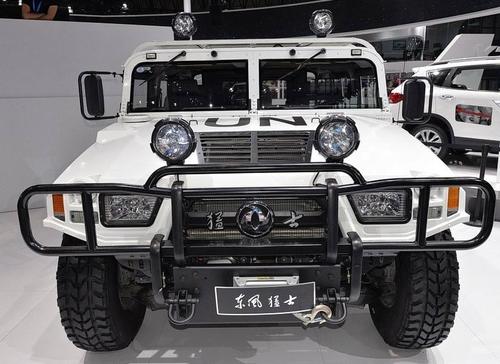 国产最强硬派越野!与悍马同级别,军用版更帅气!