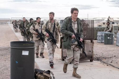 911之后,美军发起的第一波反击是"骑兵"攻击