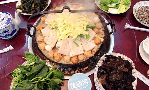 价值258元的木子店腊味吊锅(中)1份,可免费使用包间,提供免费wifi.
