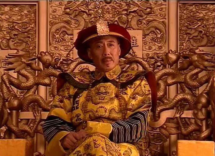 《乾隆王朝》里焦晃的扮相