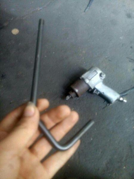 荣威550正时专用工具要怎么用 急 求大神