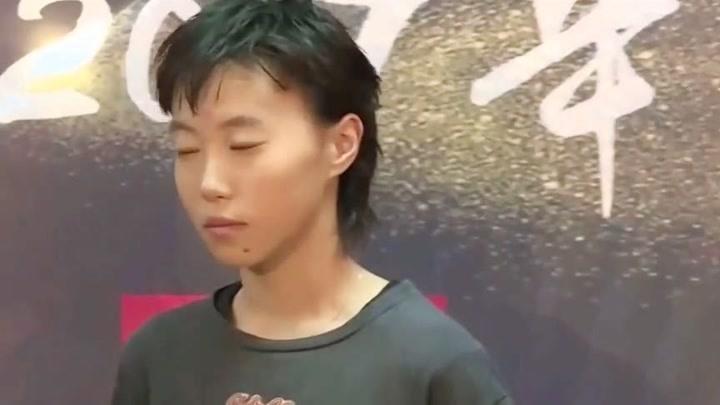 窦靖童