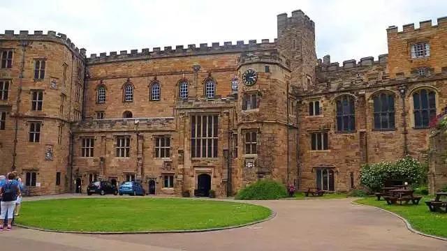 英国最难申请的10所大学,你猜猜哪所大学的最高!