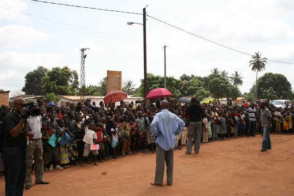 班吉(法语:bangui)是中非共和国首都,位于乌班吉河(oubangi,ubangi)