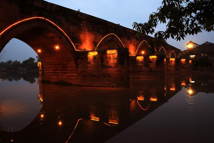 古镇夜色_夜景_poco摄影