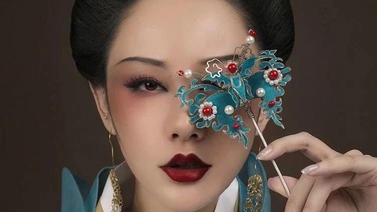 这位化妆师太牛了,还原了中国最经典的古装造型