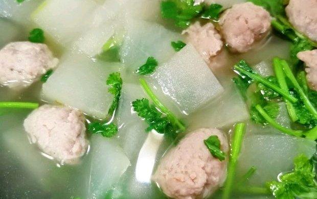 冬瓜丸子汤的做法
