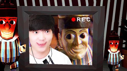 在游戏中给光头强撒币,游戏史上最奇葩的致富模拟器!小熙解说