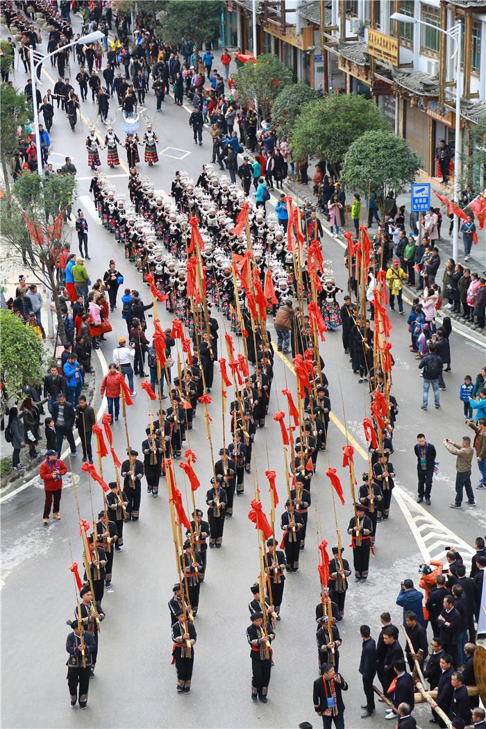 大山中的一场苗族新年,引来680万人围观