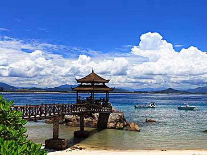美丽的海南三亚蜈支洲岛,让你留恋连往返