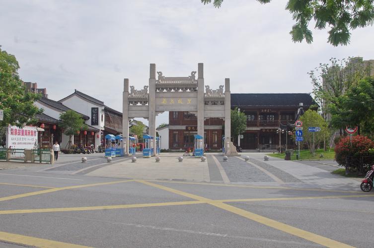 9.26日光影工作室万发荣旅拍之上海宝山区刘行菊泉故里及街景.