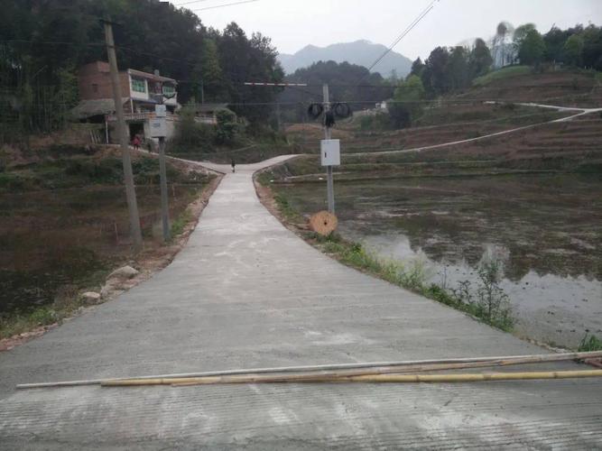 脱贫攻坚随手记之沙河镇杨柳村_高县