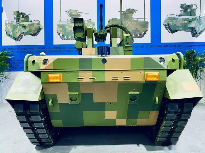 中国最新轻型多用途无人战车——"尖兵"ugv