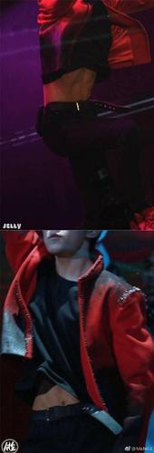 曾经的"小奶狗"男友举了铁!千玺世勋伯贤腹肌能当搓衣板!