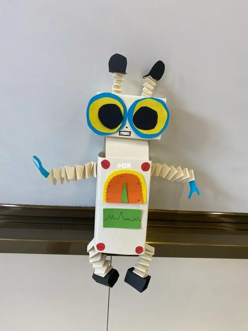 小学生手工-机器人0615_手工制作_兴趣爱好_手工