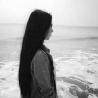 qq女生黑白背影头像图片大全