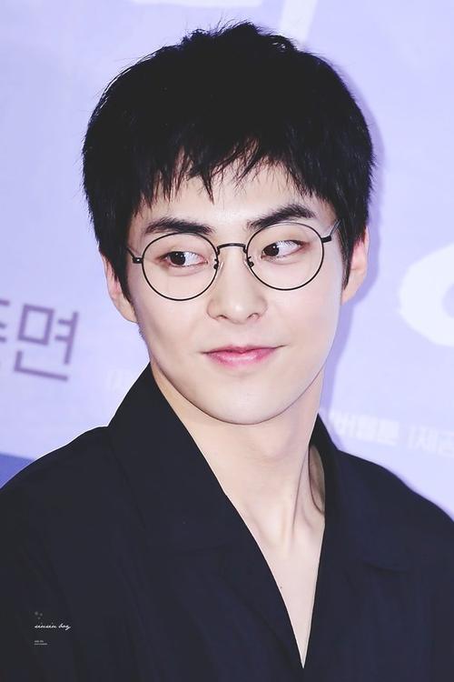 suho,xiumin,chen:《女中生a》的vip试映会
